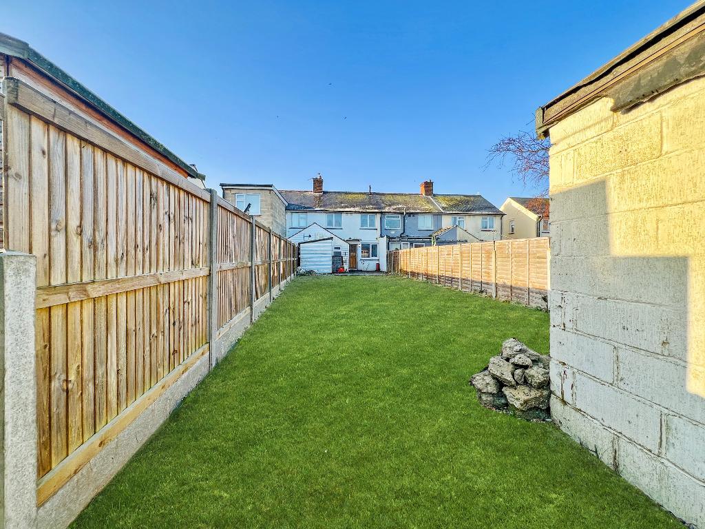 3 Bedroom Terraced For Sale in Broadley Avenue, Birchington, Kent, CT7