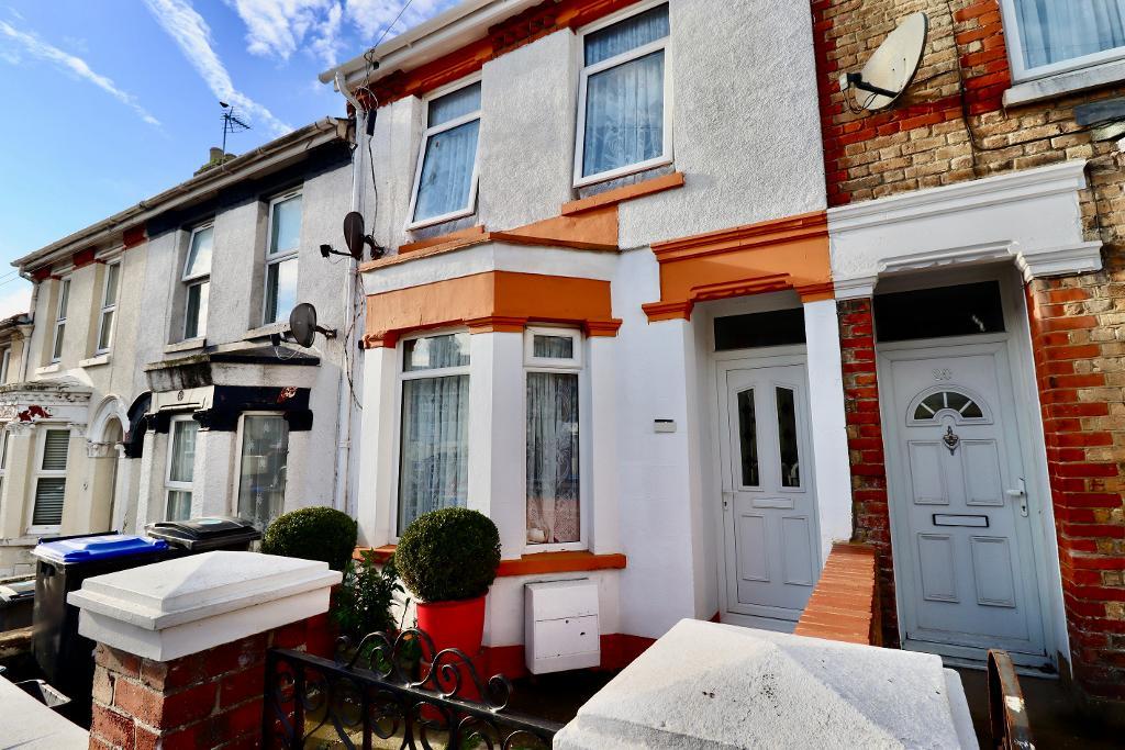 Eaton Road, Dover, Kent, CT17 9PB