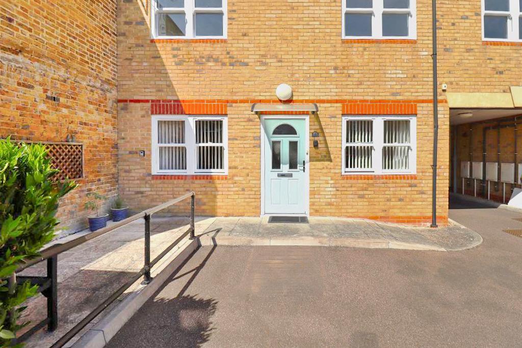 Park Road, Herne Bay, Kent, CT6 5ST